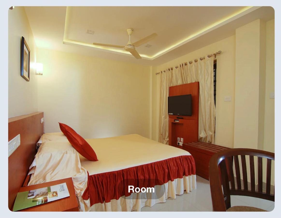 Hotel Sasthapuri Kozhikode Exterior photo